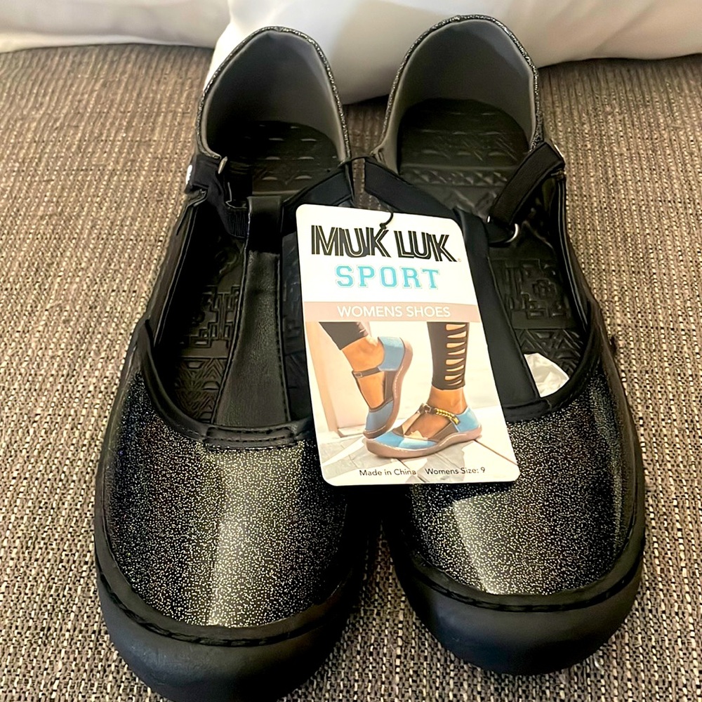 Muk Luk sport shoes